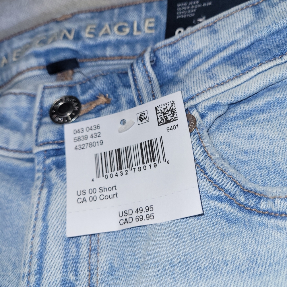American Eagle Super High Rise Skylight Stretch Mom Jeans Size 00 Short - Picture 8 of 10